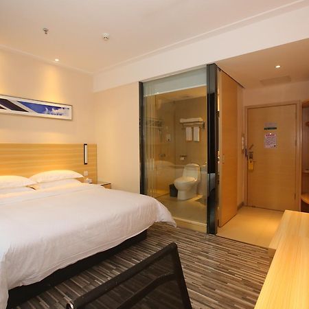 City Comfort Inn Yongtai Subway Station Гуанчжоу Экстерьер фото
